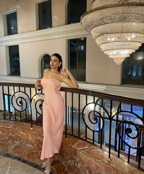 Pakhi Gadh model nude archive