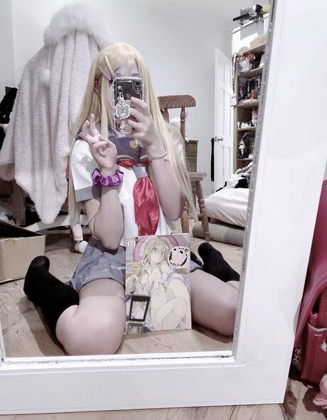 nadecola9 nude pornstar pic