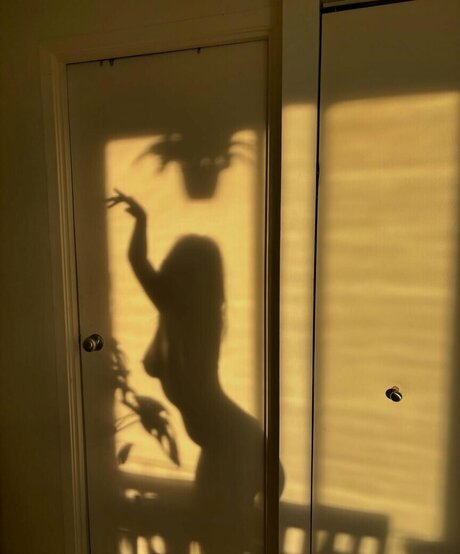 divinement bon adult actress picture