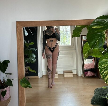 emo slut onlyfans xxx archive