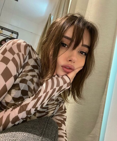 mildixs pornstar free photo