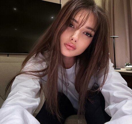 mildixs pornstar exclusive pic