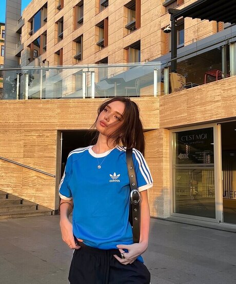 mildixs nudes pornstar picture