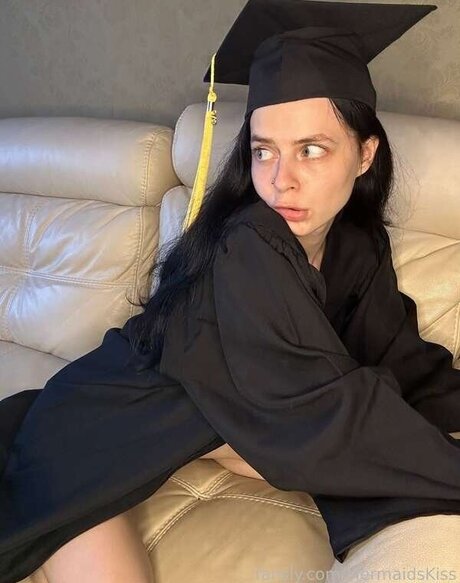 Mermaids Kiss star art photo