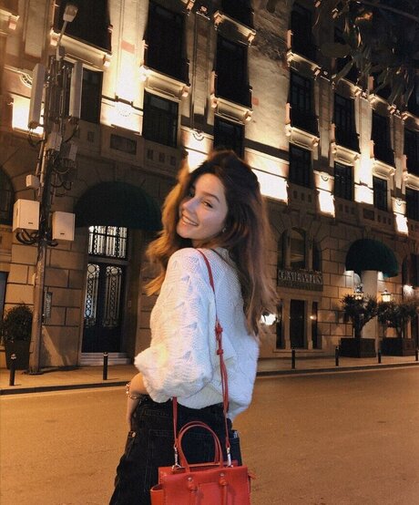 sumruozdenn sex model img