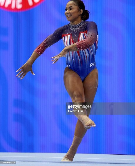 Jordan Chiles hot model img