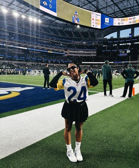 Jordan Chiles art actress picture