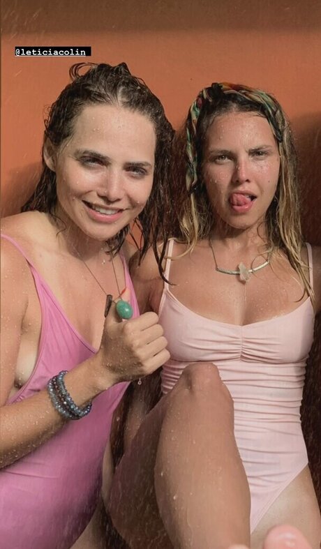 Leticia Colin free model pic