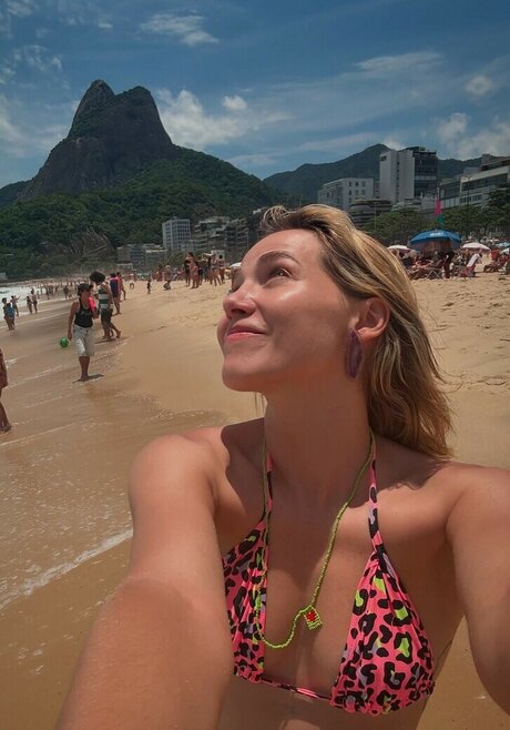 Leticia Colin naked pornstar photo