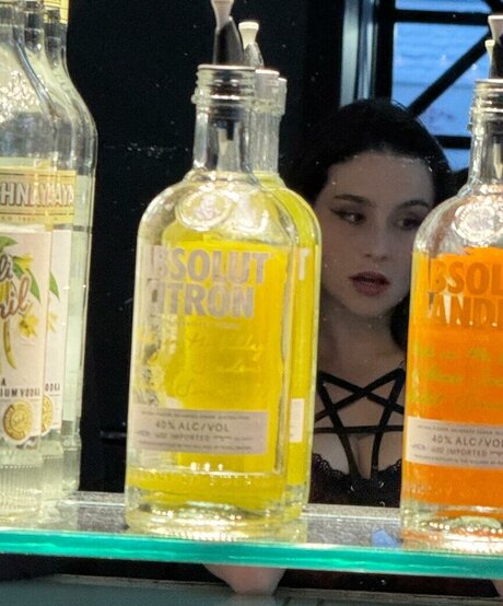 Olivia DeLaurentis hot star image