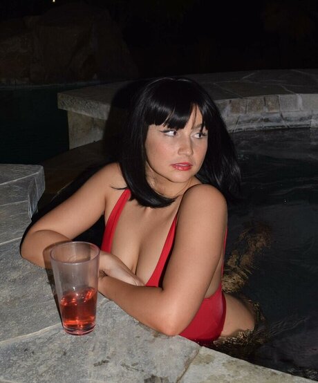 Olivia DeLaurentis model perfect picture