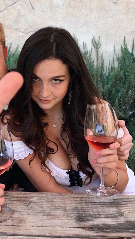 Olivia DeLaurentis hd pornstar galleries