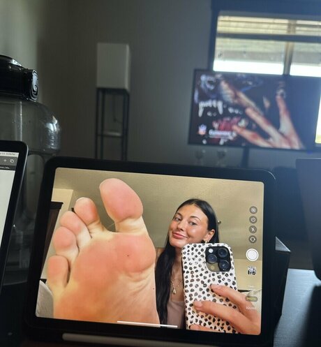 Kylie Mogen erotic actress photo