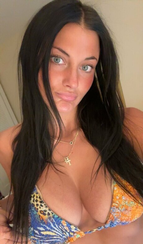 Kylie Mogen art actress photo