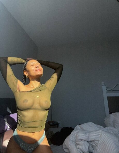 Leo London pornstar sex img