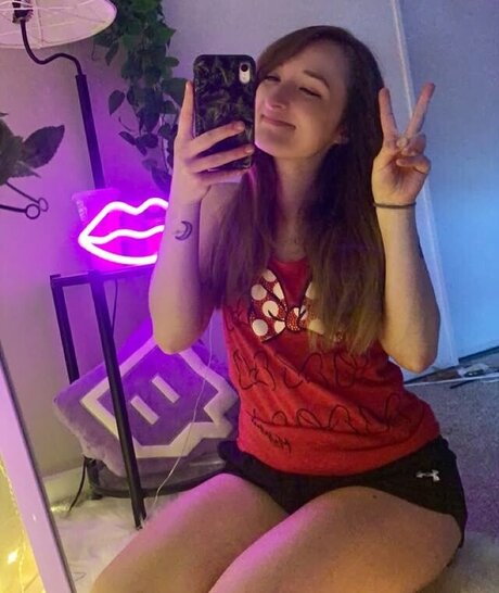 Coffeeslay model adult image