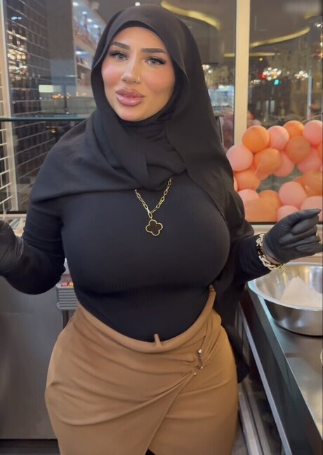 Abir zrk nice actress picture