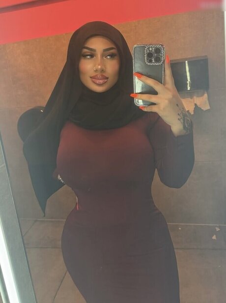 Abir zrk sex model picture