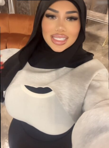 Abir zrk star naked galleries