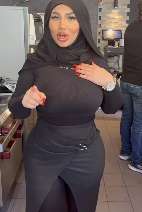 Abir zrk star hot photos