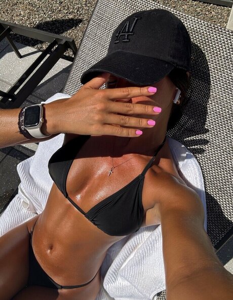 Gabriela Vitale pornographic model pic