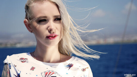 Arteya Dee pornstar sex photo