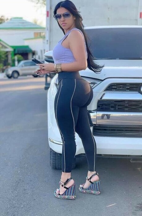 Yinett Baez star pretty images