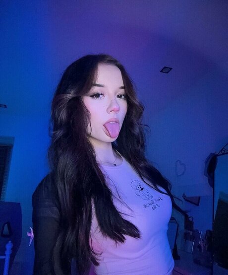 Mela Pustelnik star best photos