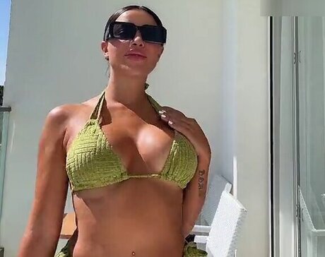 Leyla Lahouar hot model images