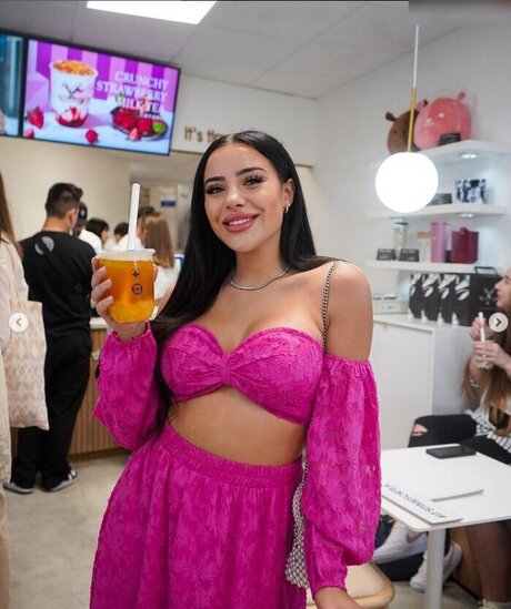 Leyla Lahouar sex model galleries