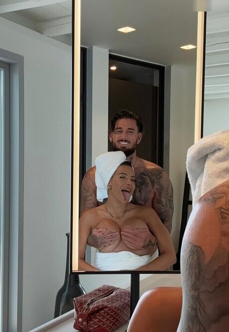 mouth onlyfans hot naked picture