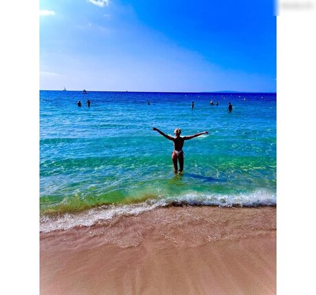 Lea sunshineee ms_ pornstar exclusive gallery