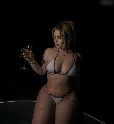 leather leggings onlyfans art xxx images