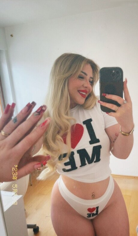 Luisa Fr h star exclusive gallery