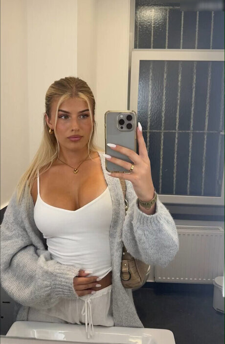 gay young onlyfans exclusive galleries