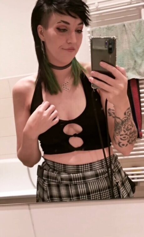 locolea star sexy gallery