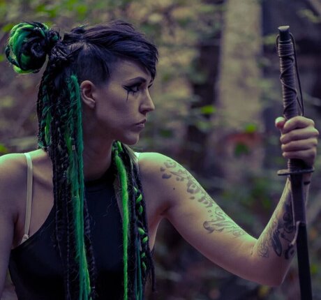 locolea nice actress photos