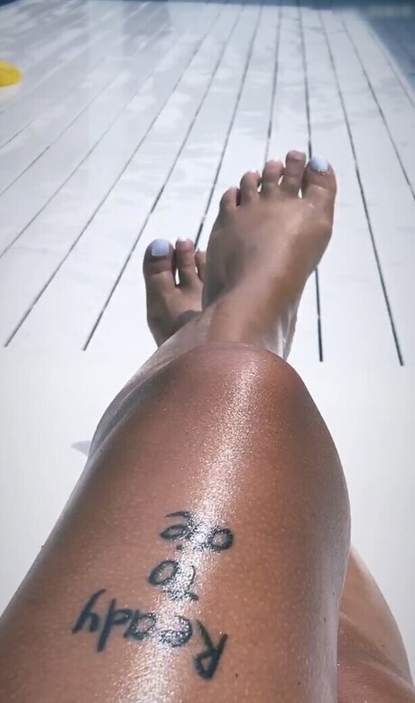 Loredana Zefi naked star pic