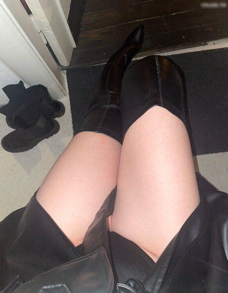 Marie Denise Schwarz model sexy galleries