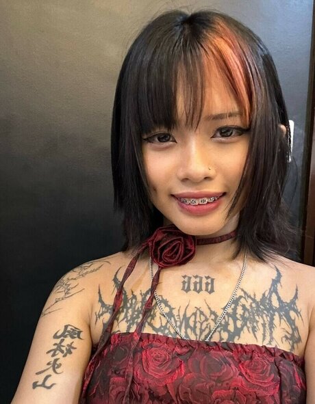 zems3lling adult model archive