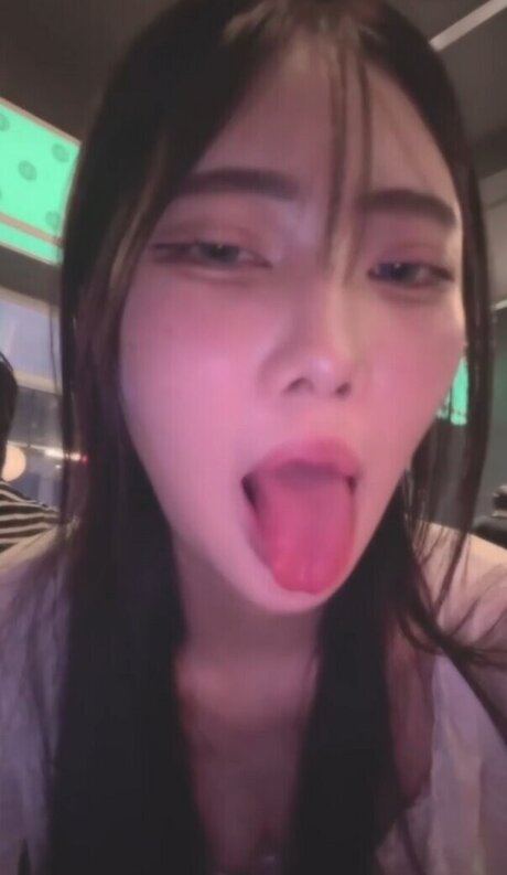 ehxoehlstkfka0 art star pics