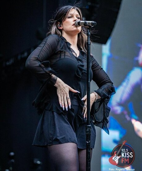 Courtney LaPlante model xxx pics