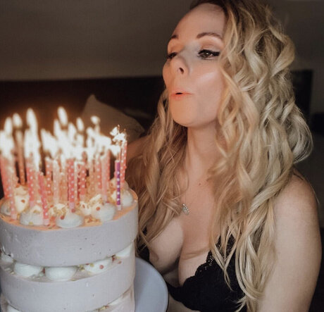 Jacqueline Sparrow hd star pics