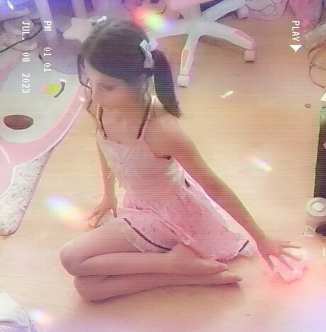 Ariel Harris star high quality picture