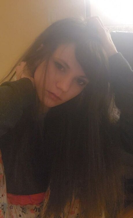 Ariel Harris beautiful star photo