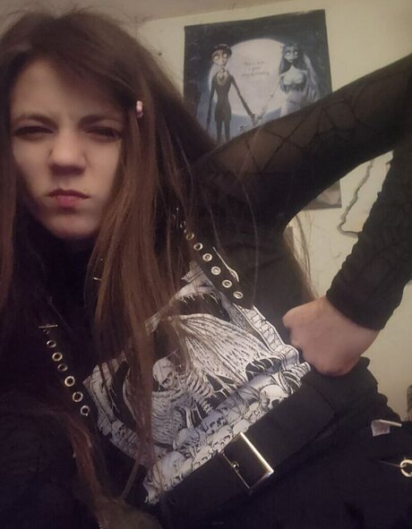 Ariel Harris top star picture