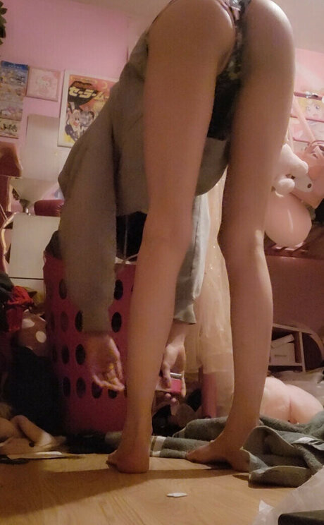 Ariel Harris adult actress img