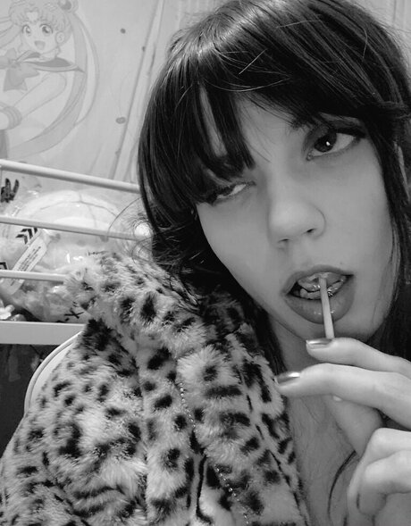 Ariel Harris model best pictures