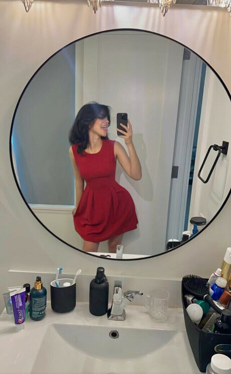 shemale handjob onlyfans naked pic