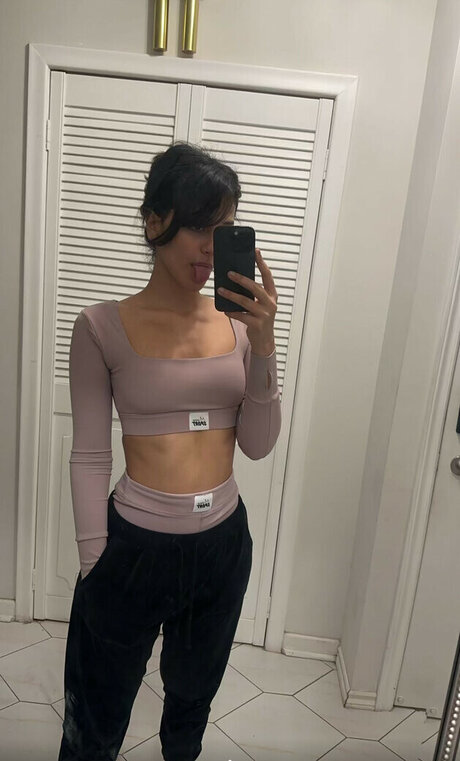 latina onlyfans sexy image